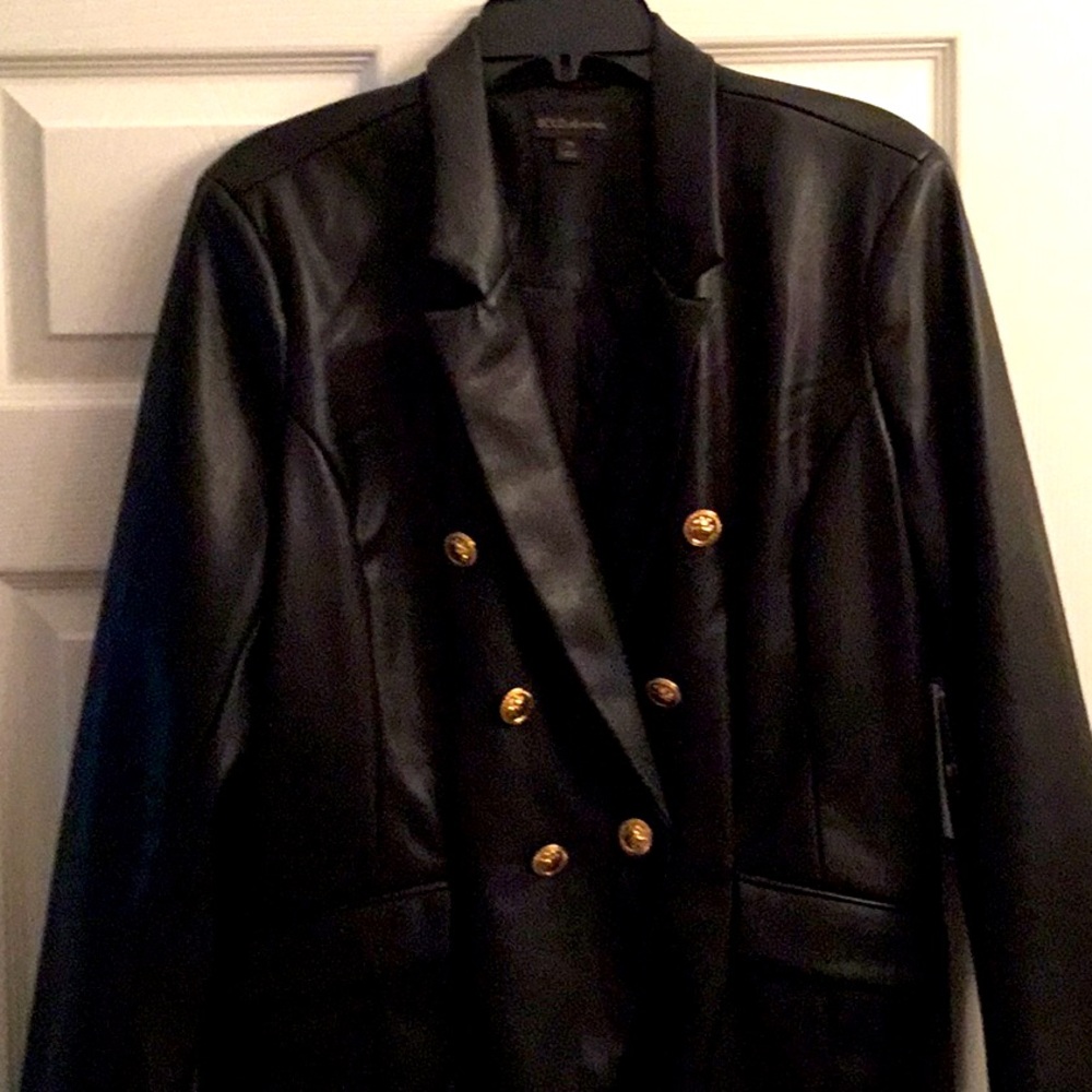 Beautiful Faux Leather Jacket..🎉🎉NWT..